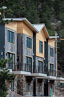 Inn on Fall River & Fall River Cabins