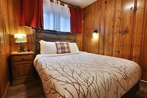 Inn on Fall River & Fall River Cabins
