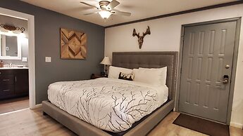 Inn on Fall River & Fall River Cabins