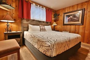 Inn on Fall River & Fall River Cabins