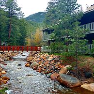 Inn on Fall River & Fall River Cabins