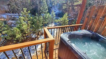 Inn on Fall River & Fall River Cabins