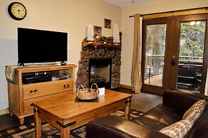 Inn on Fall River & Fall River Cabins