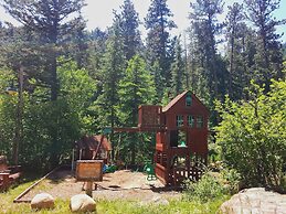 Inn on Fall River & Fall River Cabins