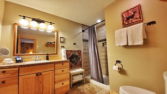 Inn on Fall River & Fall River Cabins