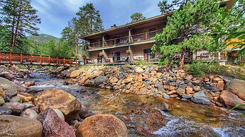 Inn on Fall River & Fall River Cabins