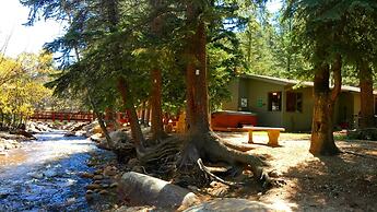 Inn on Fall River & Fall River Cabins