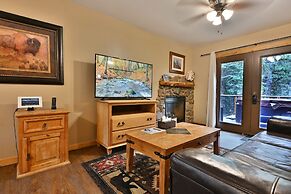 Inn on Fall River & Fall River Cabins