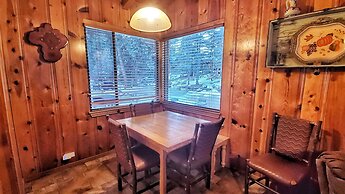 Inn on Fall River & Fall River Cabins