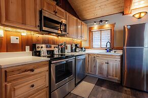 Inn on Fall River & Fall River Cabins