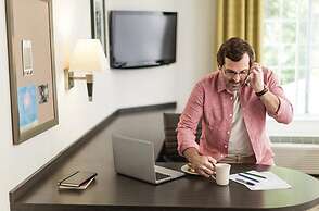 Candlewood Suites Portland Airport by IHG