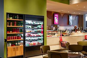Village Hotel Farnborough