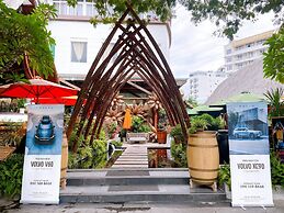 The Light Hotel and Resort