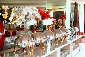 The Light Hotel and Resort