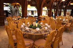 The Light Hotel and Resort