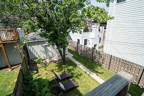 Roscoe Village Guesthouse