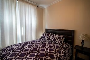 Roscoe Village Guesthouse