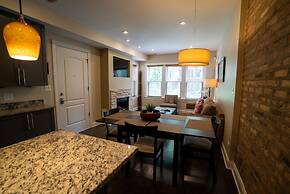 Roscoe Village Guesthouse