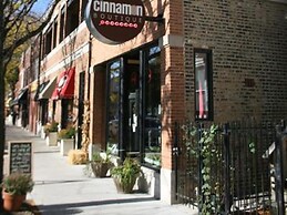 Roscoe Village Guesthouse