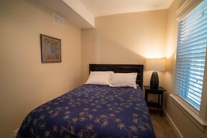 Roscoe Village Guesthouse