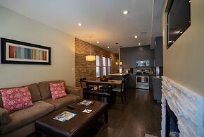 Roscoe Village Guesthouse