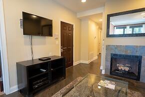 Roscoe Village Guesthouse