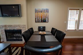 Roscoe Village Guesthouse