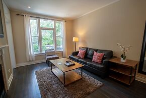 Roscoe Village Guesthouse