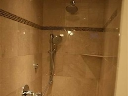 Roscoe Village Guesthouse