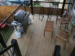 Roscoe Village Guesthouse