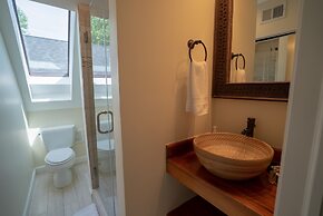 Roscoe Village Guesthouse