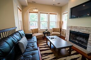 Roscoe Village Guesthouse