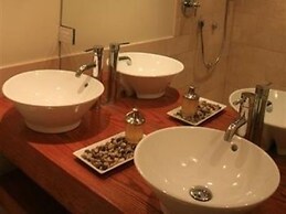 Roscoe Village Guesthouse