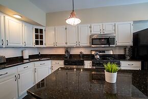 Roscoe Village Guesthouse