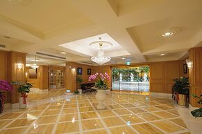 Grand Pleasure Spring Hotel