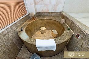 Grand Pleasure Spring Hotel