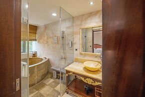 Grand Pleasure Spring Hotel