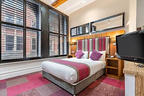 Roomzzz Manchester City