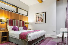 Roomzzz Manchester City