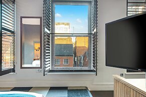 Roomzzz Manchester City