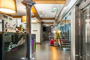 Roomzzz Manchester City