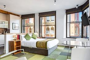 Roomzzz Manchester City