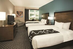 La Quinta Inn & Suites by Wyndham Chicago Downtown