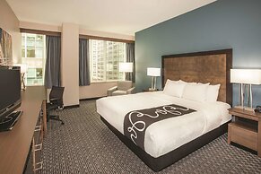 La Quinta Inn & Suites by Wyndham Chicago Downtown