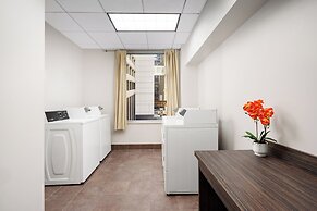 La Quinta Inn & Suites by Wyndham Chicago Downtown