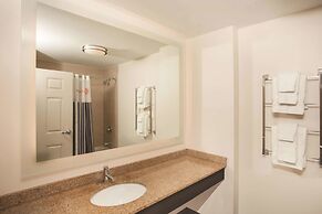 La Quinta Inn & Suites by Wyndham Chicago Downtown