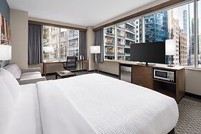 La Quinta Inn & Suites by Wyndham Chicago Downtown