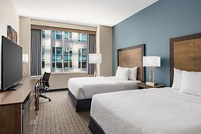 La Quinta Inn & Suites by Wyndham Chicago Downtown