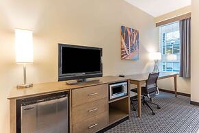 La Quinta Inn & Suites by Wyndham Chicago Downtown