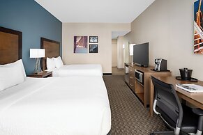 La Quinta Inn & Suites by Wyndham Chicago Downtown